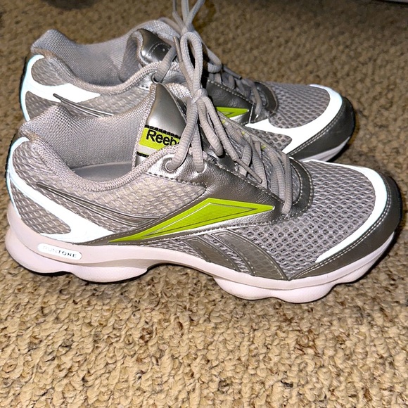 W7 Reebok Runtone - Picture 4 of 6